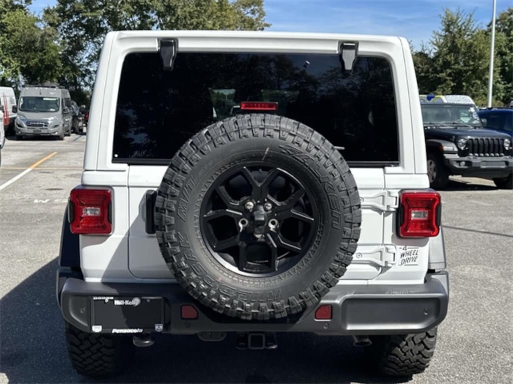 New 2026 Jeep Wrangler Sahara Sport Utility