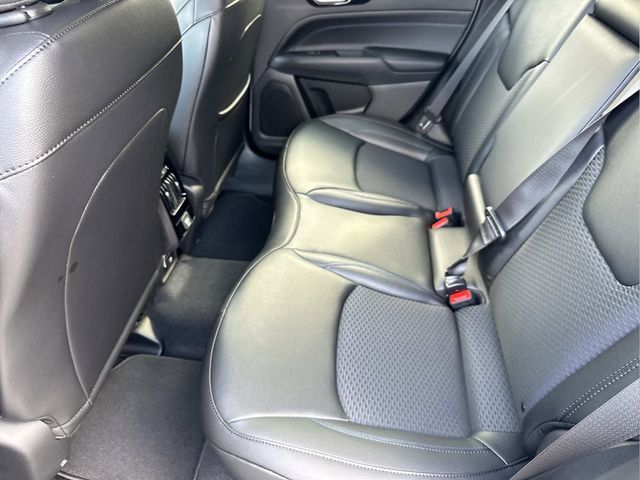 2026 Jeep Compass Latitude Altitude - Photo 14