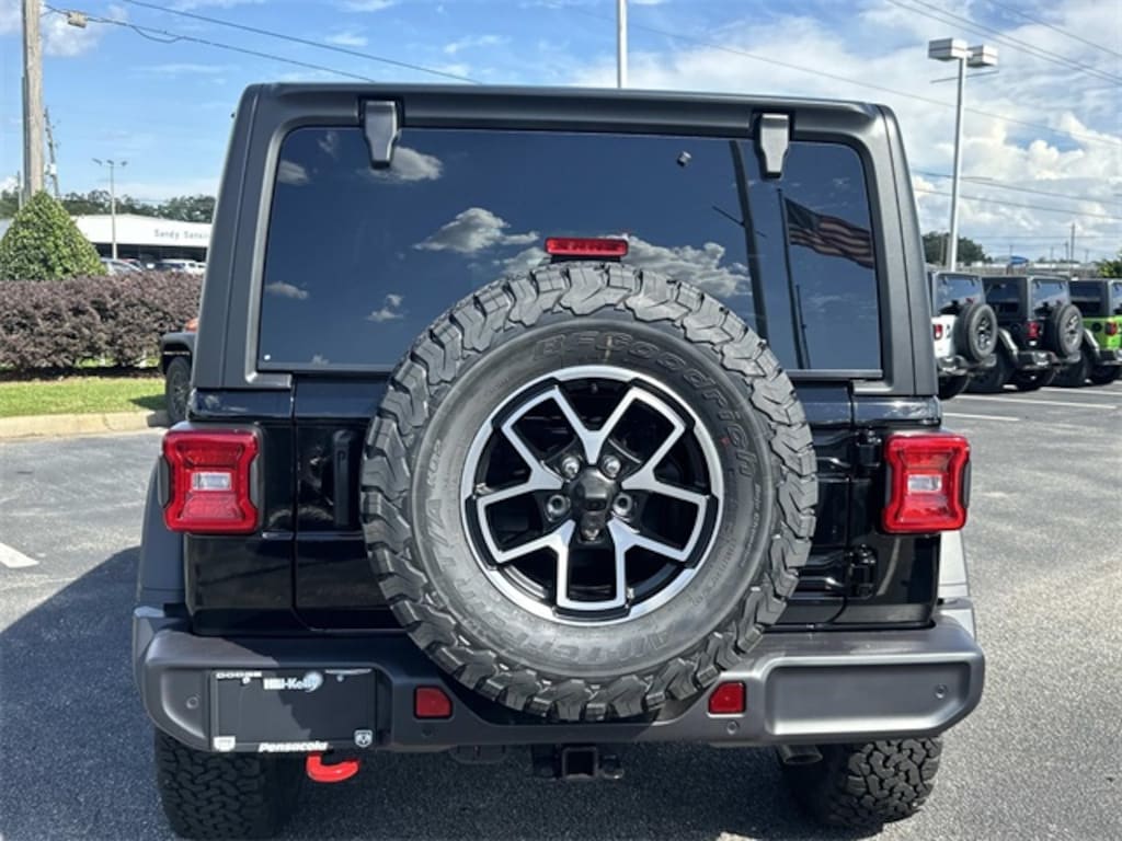 New 2025 Jeep Wrangler Rubicon Sport Utility
