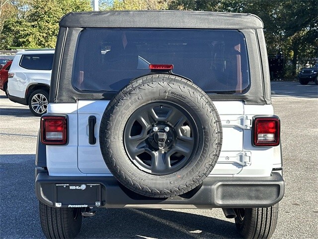 2026 Jeep Wrangler Sport photo 3