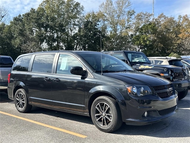 2019 Dodge Grand Caravan SE Plus's photo
