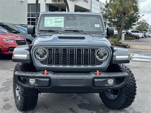 2025 Jeep Gladiator Mojave photo 2