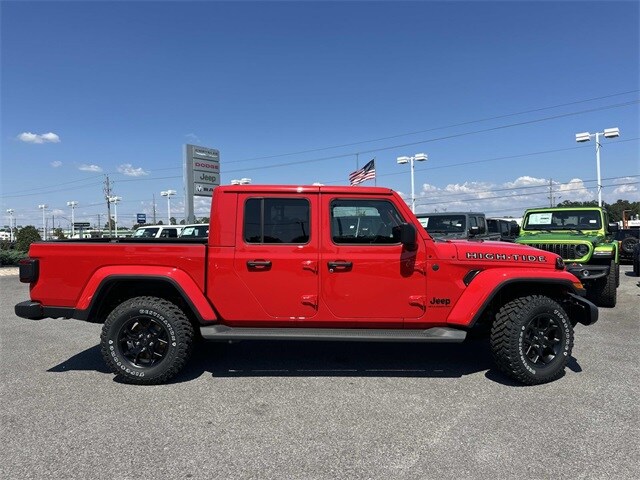 2025 Jeep Gladiator Sport photo 4