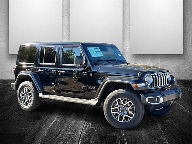 2026 Jeep Wrangler 4-Door Sahara's photo