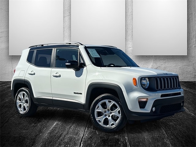 2023 Jeep Renegade Limited's photo