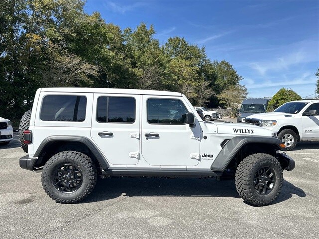 2026 Jeep Wrangler Willys photo 4