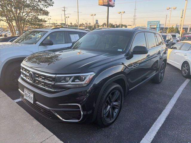 2022 Volkswagen Atlas 3.6L SEL R-Line 4MOTION's photo
