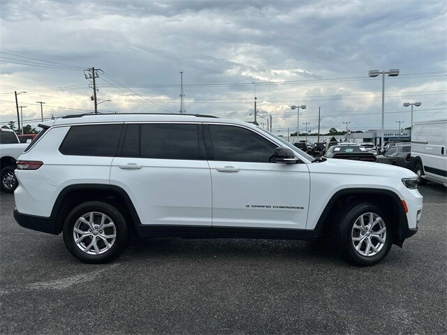 2022 Jeep Grand Cherokee Limited photo 4
