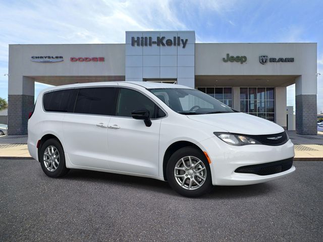 2026 Chrysler Voyager LX