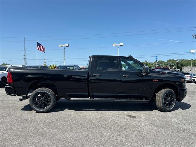 2025 Ram 2500 Big Horn photo 4