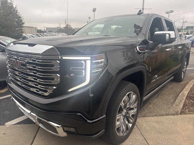 2023 GMC Sierra Denali's photo