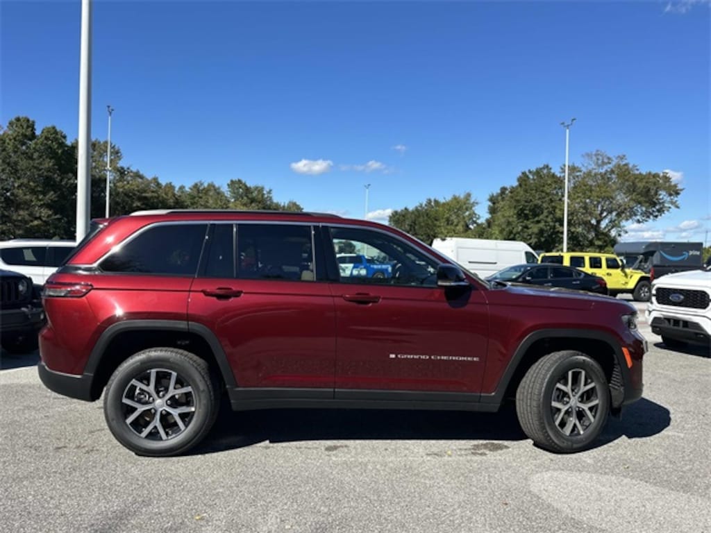 New 2025 Jeep Grand Cherokee Limited Sport Utility