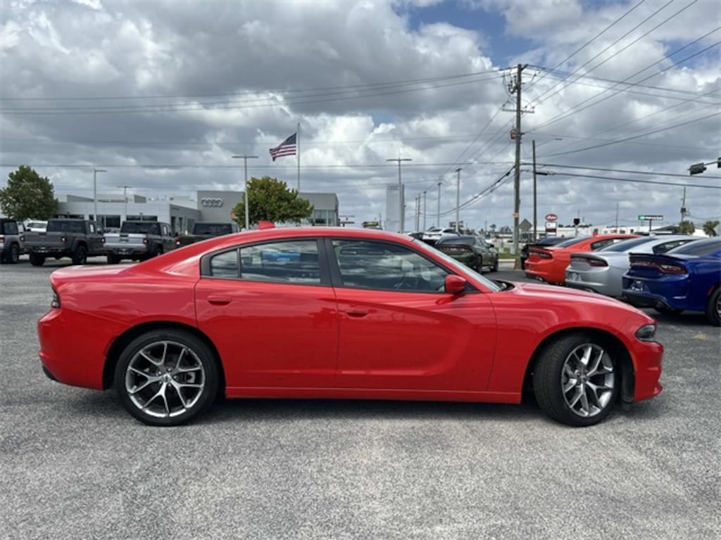 Used 2022 Dodge Charger SXT Sedan