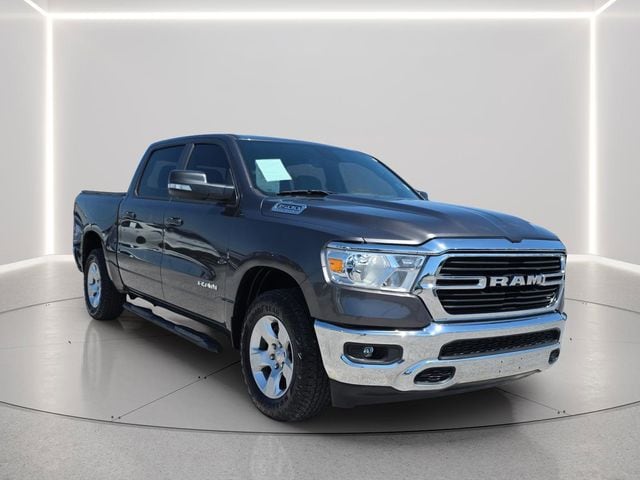 2021 RAM 1500 Big Horn/Lone Star 4x4 Crew Cab 5'7's photo
