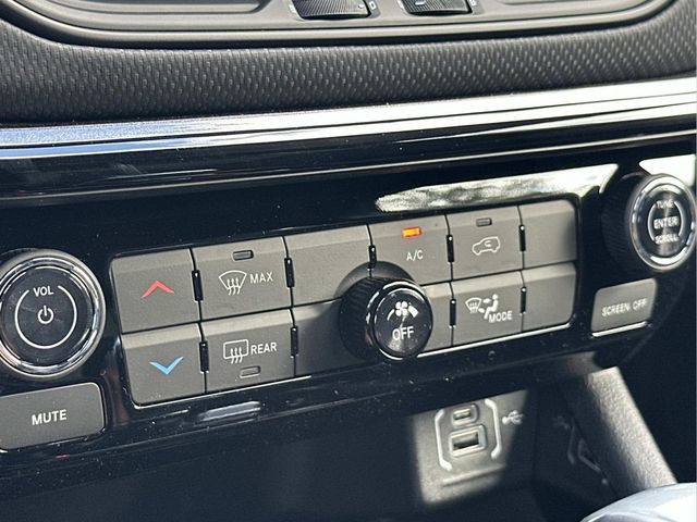 2026 Jeep Compass Latitude Altitude - Photo 23