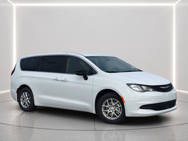 2026 Chrysler Voyager LX's photo