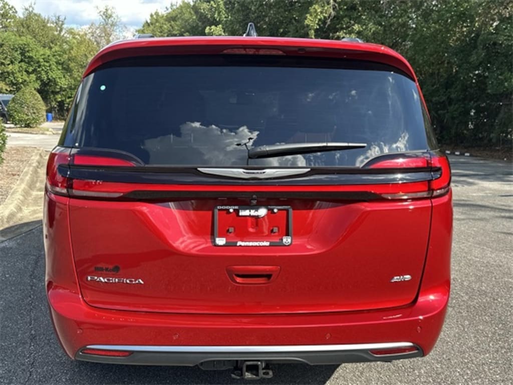 New 2026 Chrysler Pacifica Pinnacle Passenger Van