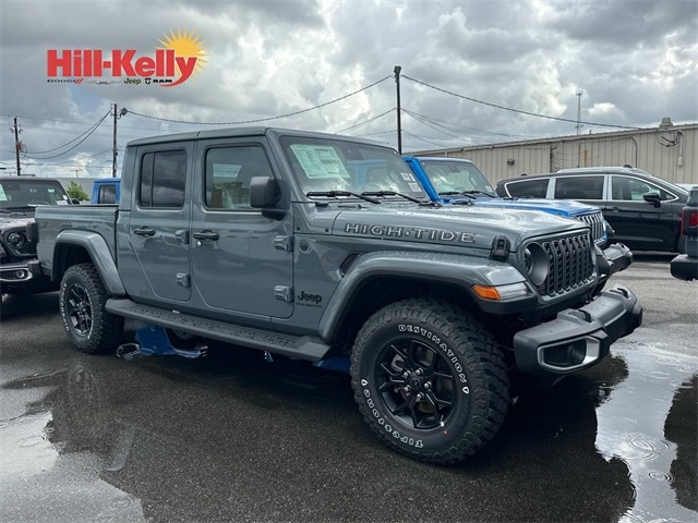 2025 Jeep Gladiator Pickup 