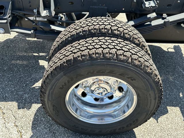 2026 RAM 3500 Chassis Tradesman - Photo 11