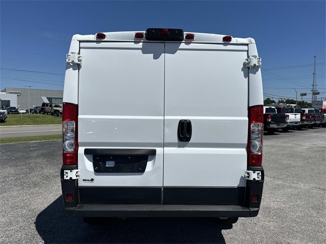 2024 Ram ProMaster 1500 Tradesman photo 2