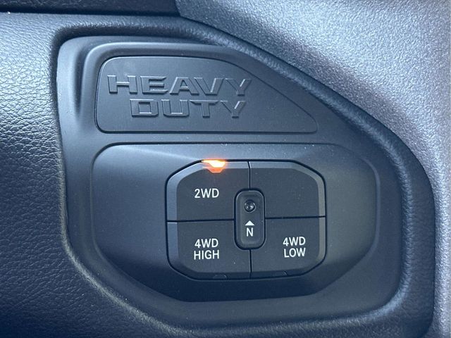 2026 RAM 3500 Chassis Tradesman - Photo 14