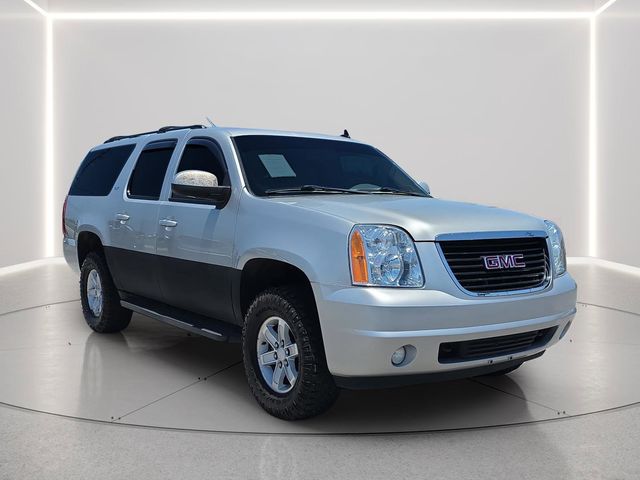 2011 GMC Yukon 4WD 1/2 Ton SLT (4SA)'s photo