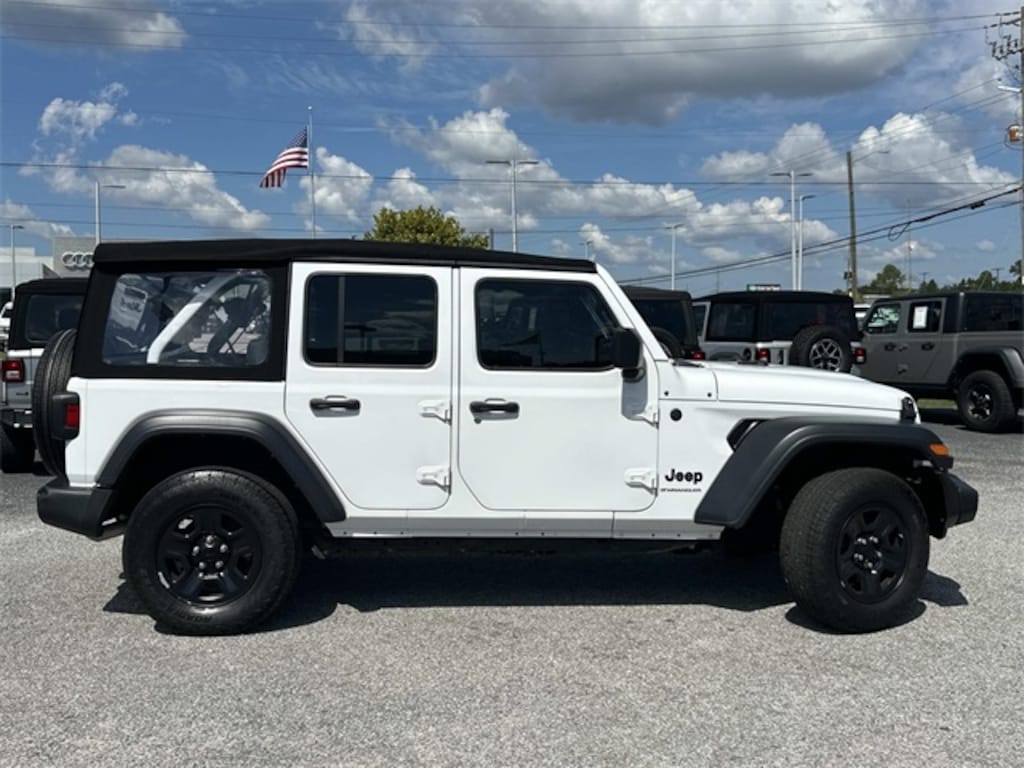 Used 2024 Jeep Wrangler Sport SUV