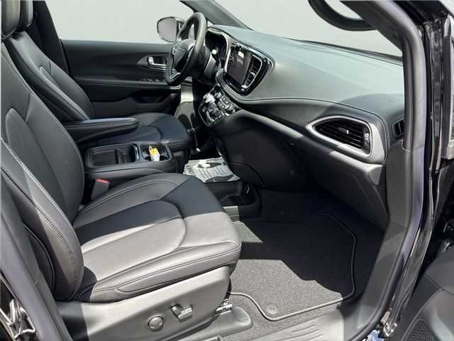 Photo 33