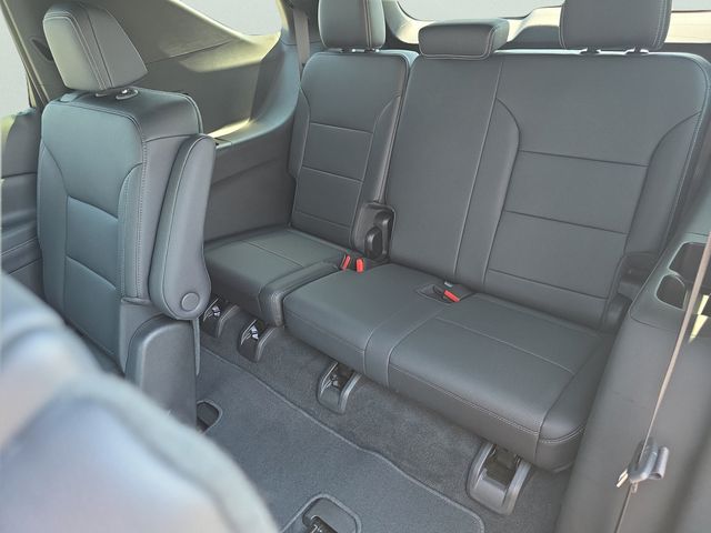 2026 Chevrolet Traverse LT - Photo 31