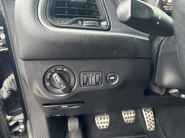 2019 Dodge Challenger R/T - Photo 17