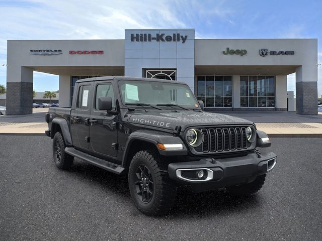 2025 Jeep Gladiator High Tide Auto's photo