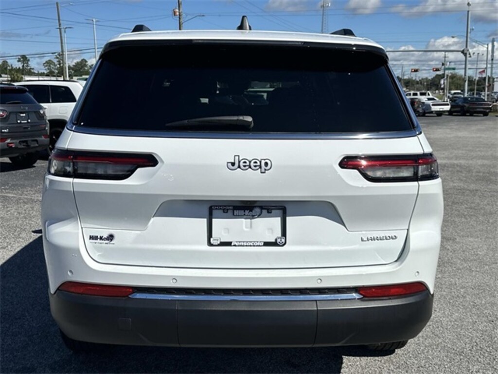 Used 2025 Jeep Grand Cherokee L Laredo SUV