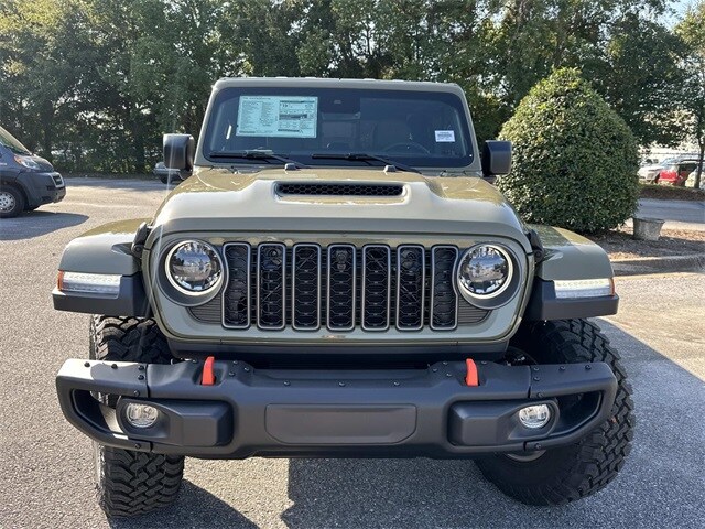 2025 Jeep Gladiator Mojave photo 2