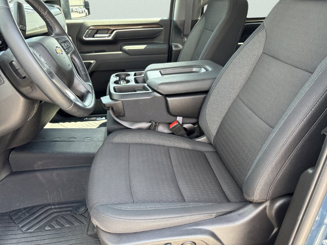2025 Chevrolet Silverado 2500HD LT - Photo 12