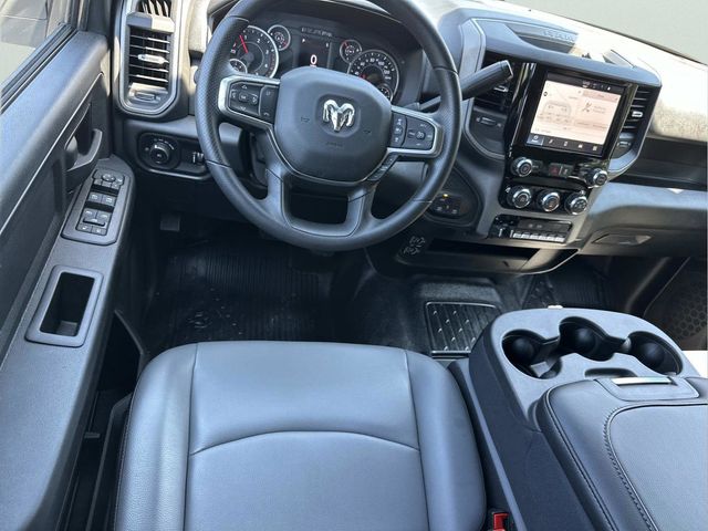 2026 RAM 3500 Chassis Tradesman - Photo 16
