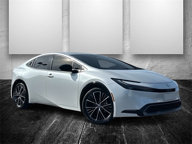 2023 Toyota Prius XLE's photo