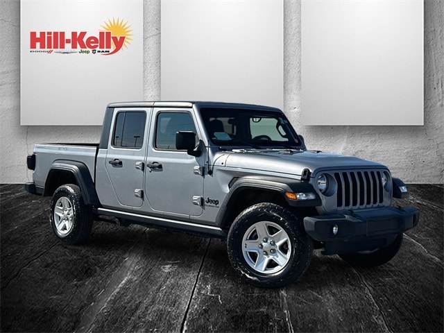 2020 Jeep Gladiator Sport S's photo