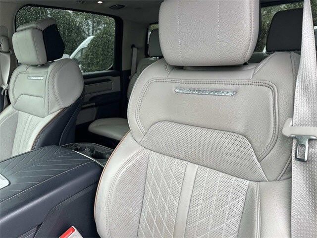 2025 Ram 1500 photo 3