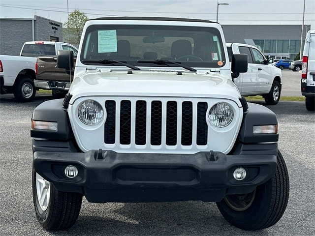 Used 2020 Jeep Gladiator Sport S with VIN 1C6HJTAG2LL133186 for sale in Pensacola, FL