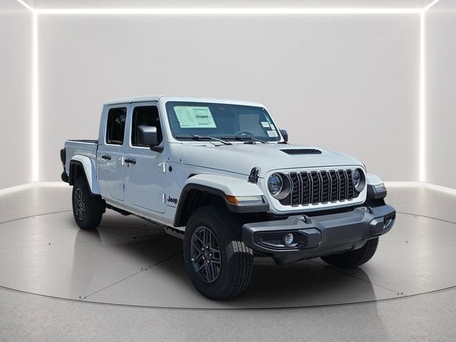2026 Jeep Gladiator Sport S Auto's photo