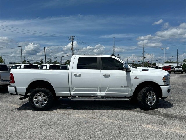 2024 Ram 2500 Laramie photo 4