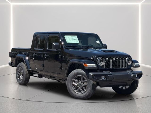 2026 Jeep Gladiator Sport S Auto's photo