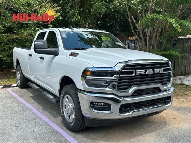 2025 Ram 2500 Tradesman Pickup Crew Cab