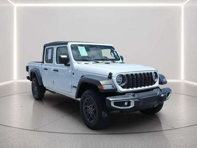 2025 Jeep Gladiator Sport S Auto's photo