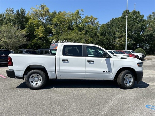 2026 Ram 1500 Tradesman photo 4