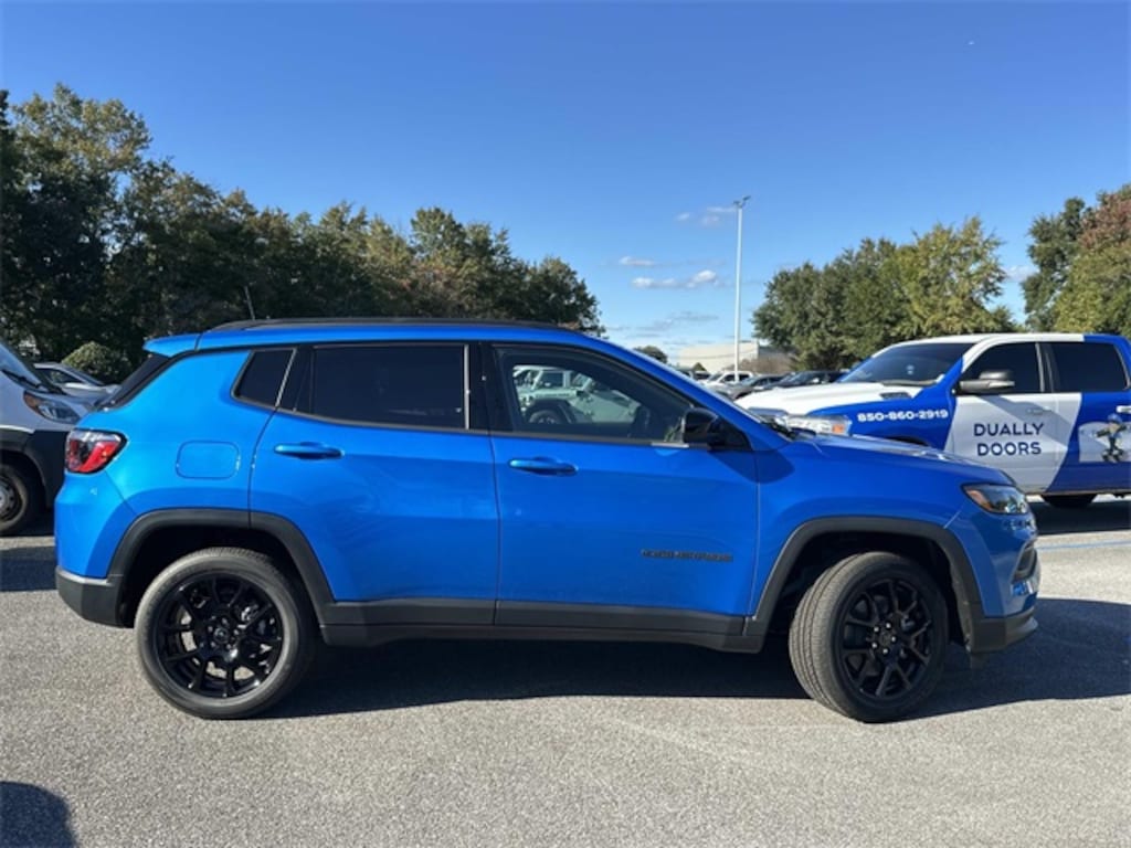 New 2026 Jeep Compass Latitude Sport Utility