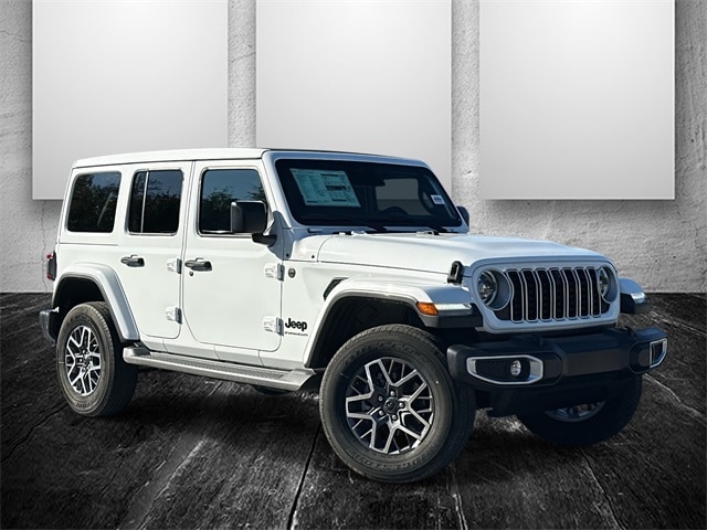 2026 Jeep Wrangler 4-Door Sahara's photo