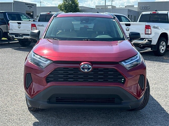 2024 Toyota RAV4 LE photo 2