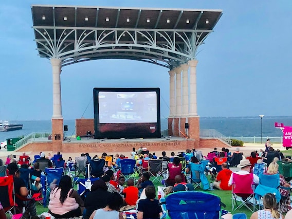 Hill Kelly Dodge Chrysler Jeep Sponsors Movies In The Park