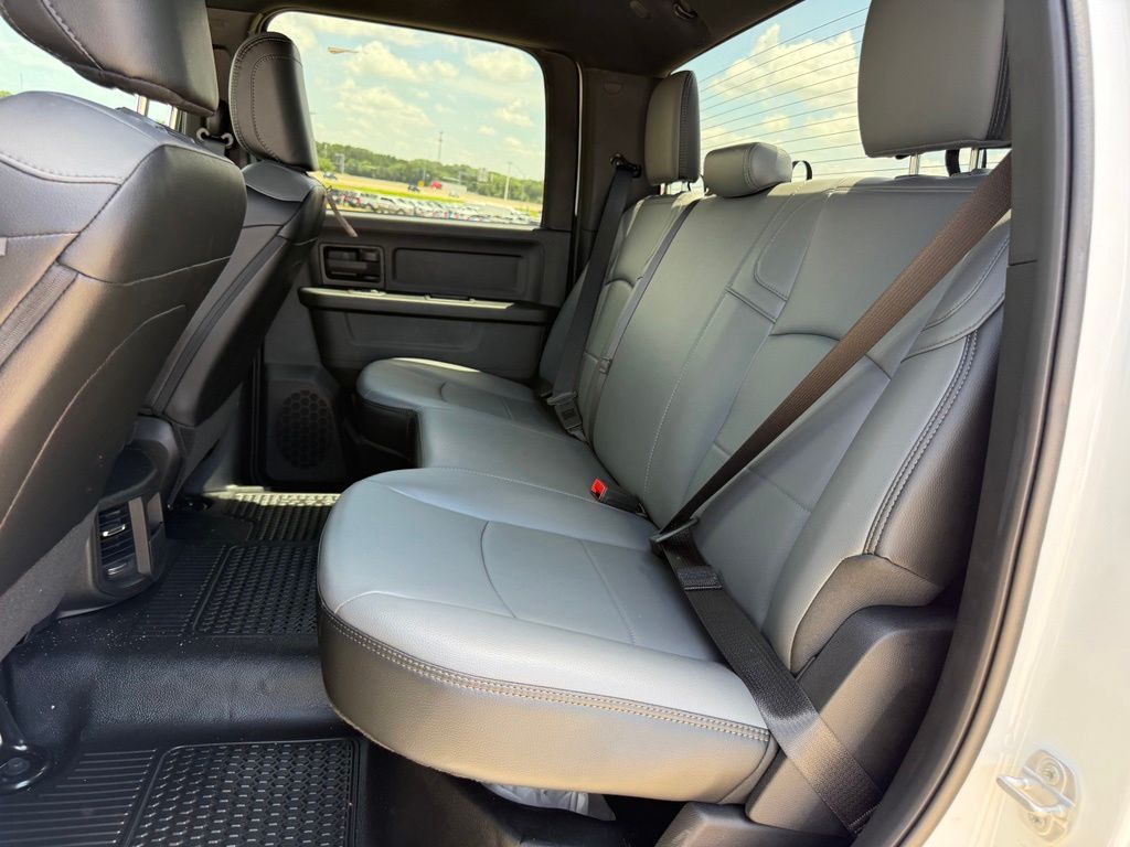 2025 RAM 2500 Tradesman - Photo 29